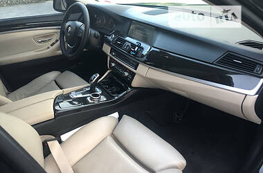 Седан BMW 5 Series 2011 в Львове