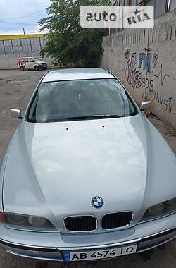 Седан BMW 5 Series 1997 в Вінниці