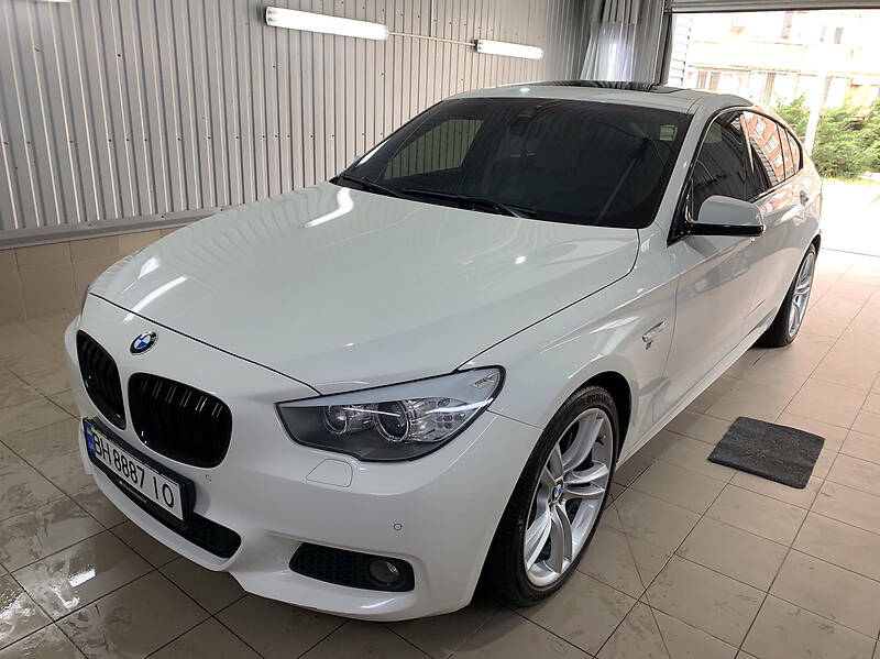 Седан BMW 5 Series 2013 в Черноморске