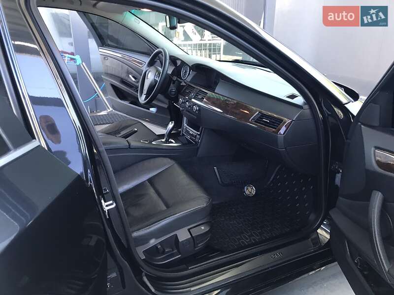 Седан BMW 5 Series 2007 в Дніпрі