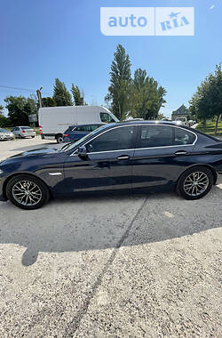 Седан BMW 5 Series 2015 в Буче