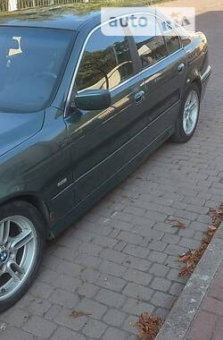 Седан BMW 5 Series 1998 в Чопе