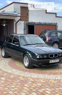 Седан BMW 5 Series 1995 в Тячеві