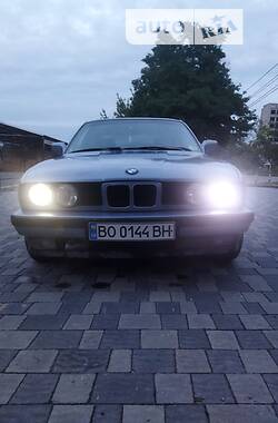 Седан BMW 5 Series 1990 в Тернополі