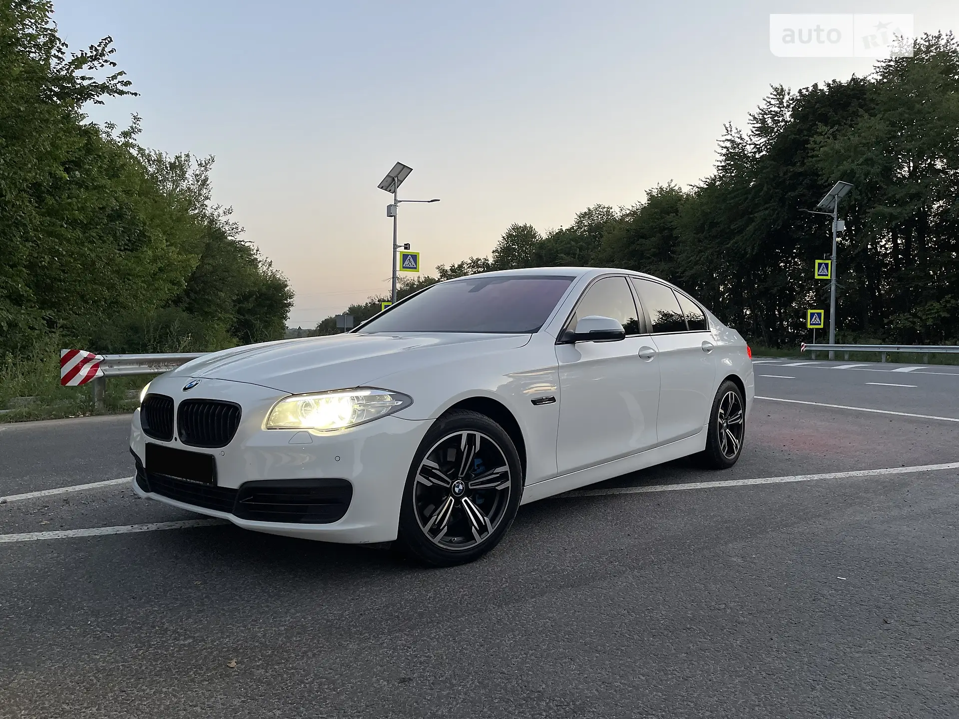 2014 BMW 5er - мініатюра 54