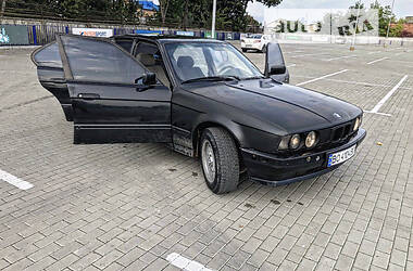 Седан BMW 5 Series 1993 в Тернополі