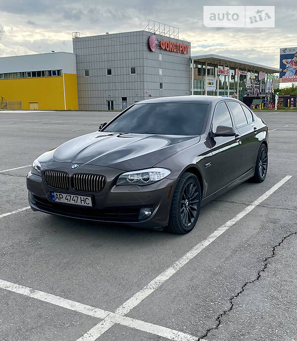 Седан BMW 5 Series 2012 в Днепре