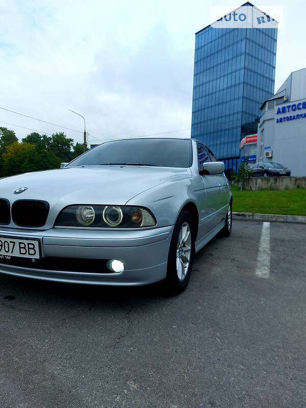 Седан BMW 5 Series 2002 в Тернополі