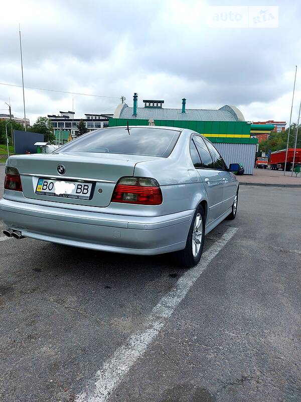 Седан BMW 5 Series 2002 в Тернополі