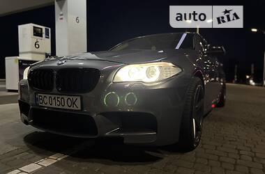Седан BMW 5 Series 2012 в Львові