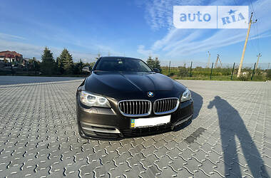 Седан BMW 5 Series 2016 в Львове