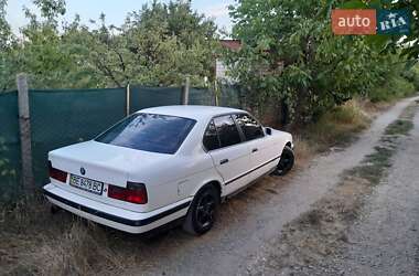 Седан BMW 5 Series 1992 в Миколаєві