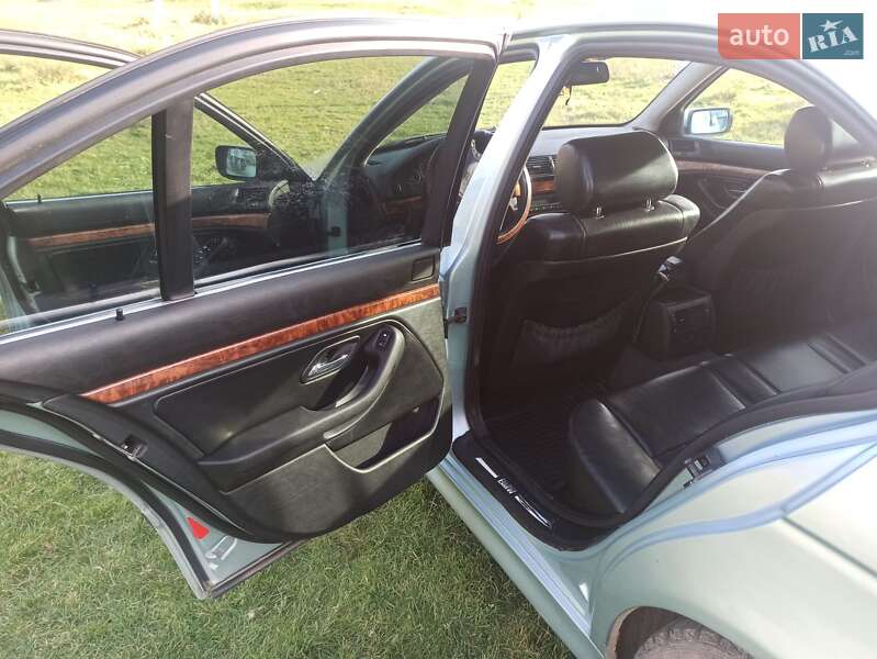 Седан BMW 5 Series 1999 в Каменке-Бугской