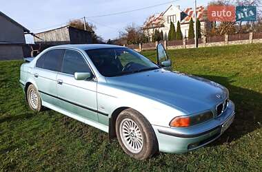 Седан BMW 5 Series 1999 в Каменке-Бугской