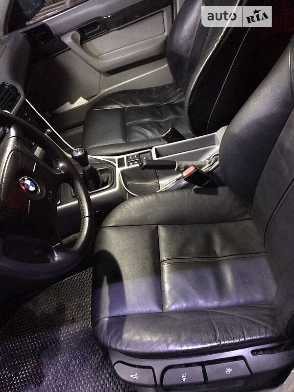 Седан BMW 5 Series 1995 в Харькове