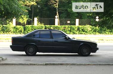 Седан BMW 5 Series 1990 в Кропивницком