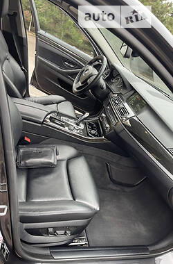 BMW 5 Series 2012 BMW 5 Series 2012