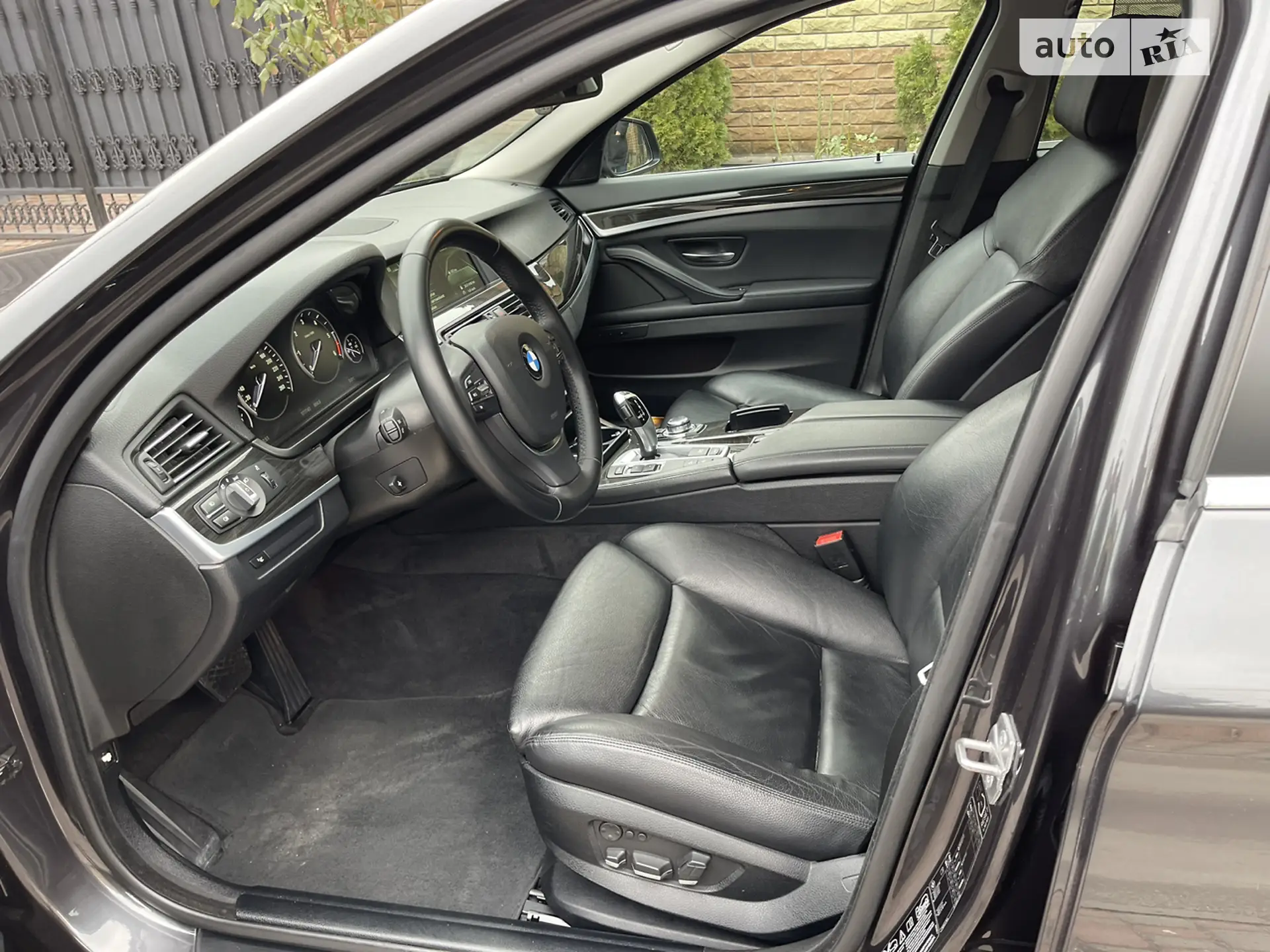 2012 BMW 5er - мініатюра 6