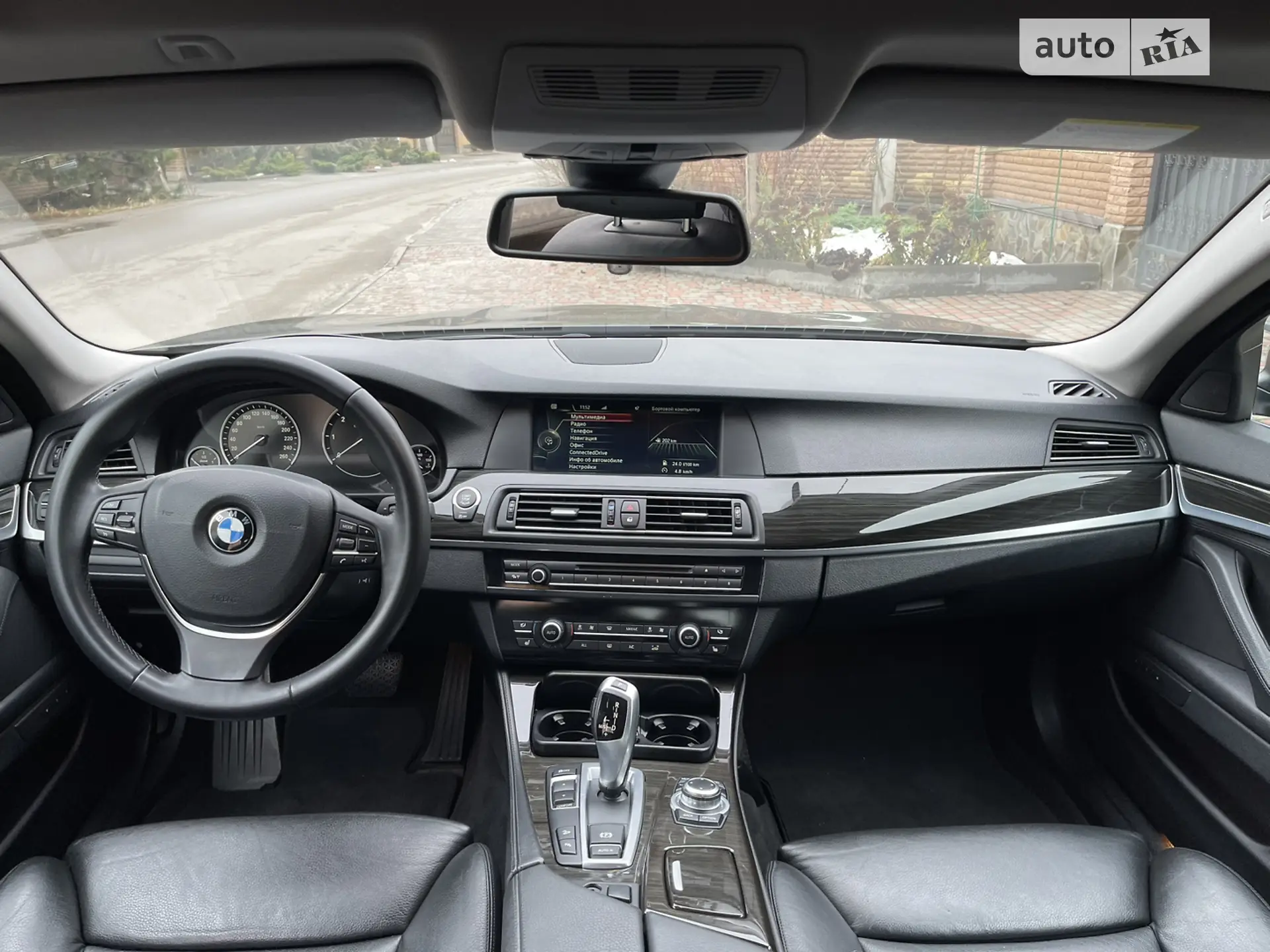 2012 BMW 5er - мініатюра 10