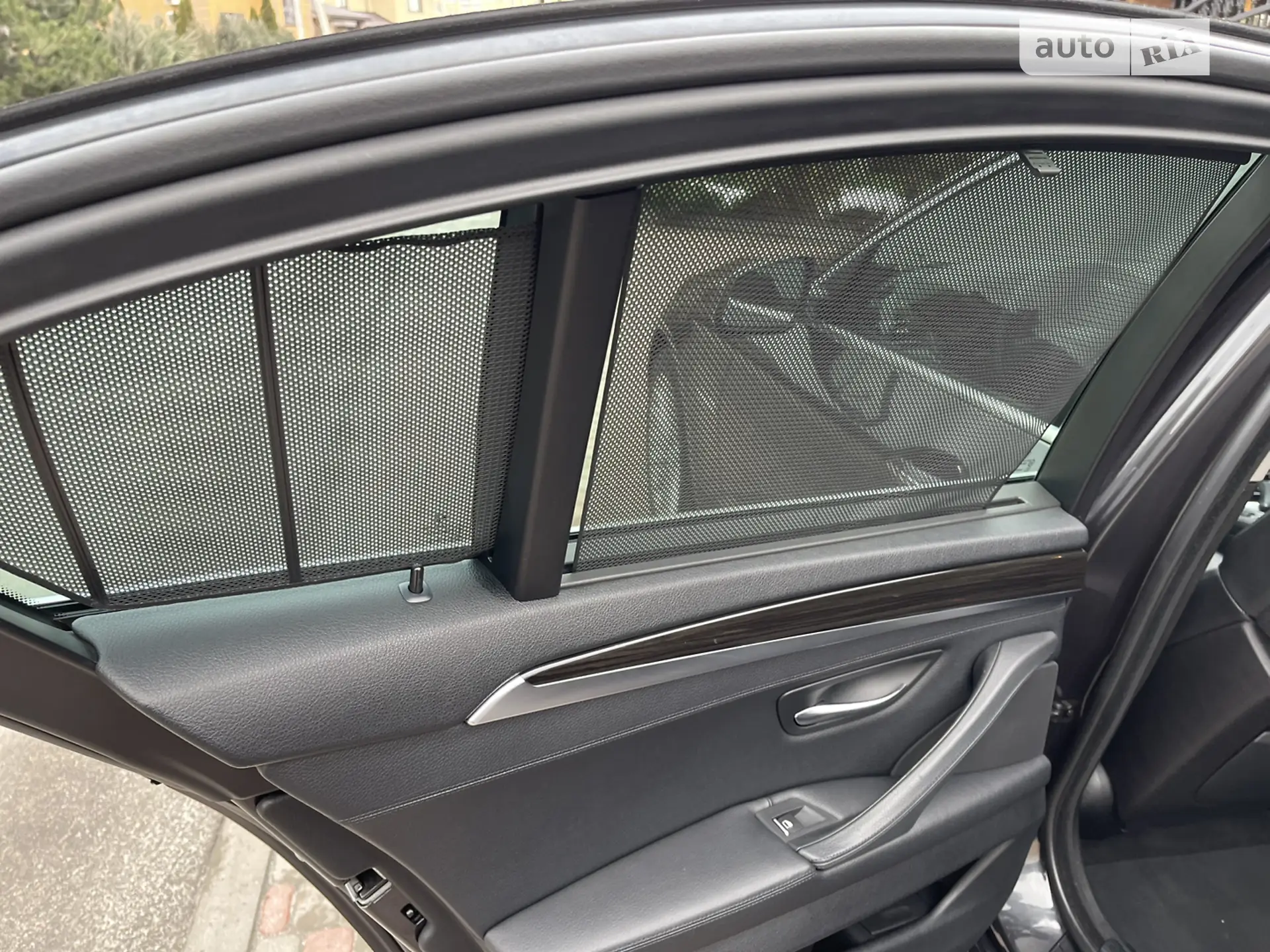 2012 BMW 5er - мініатюра 11