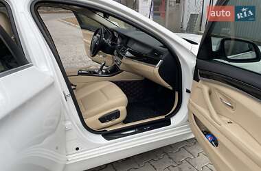 Седан BMW 5 Series 2013 в 