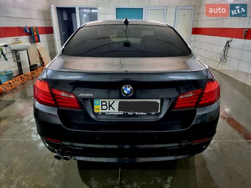 Седан BMW 5 Series 2013 в Ровно