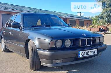 Седан BMW 5 Series 1993 в 