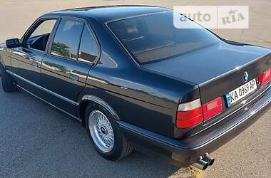 Седан BMW 5 Series 1993 в 