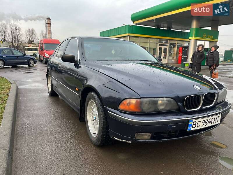 Седан BMW 5 Series 1999 в Бориславі