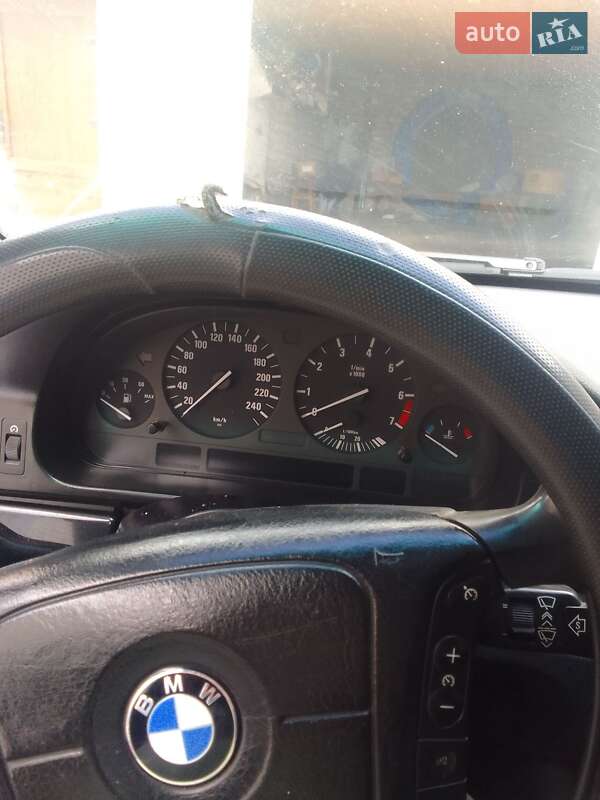 Седан BMW 5 Series 2001 в Бобровиці фото 6 Седан BMW 5 Series 2001 в Бобровиці