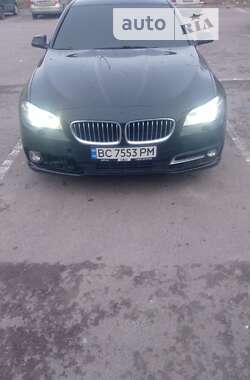 Седан BMW 5 Series 2012 в Львові