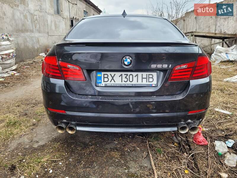 Седан BMW 5 Series 2011 в Хмельницькому