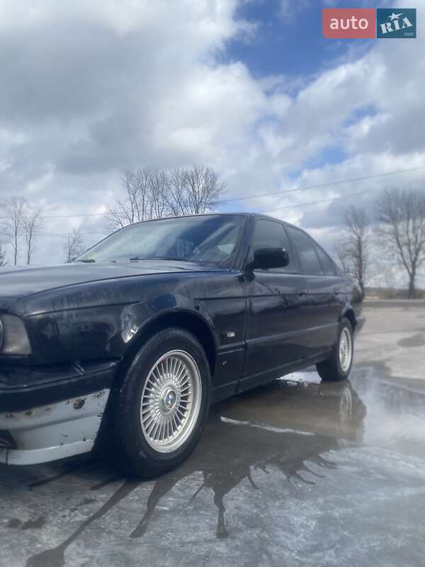 Седан BMW 5 Series 1994 в Ивано-Франковске