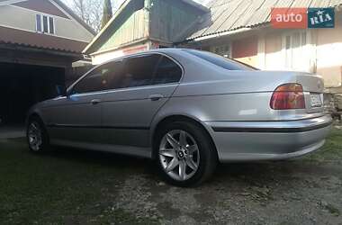 Седан BMW 5 Series 1996 в Чернівцях