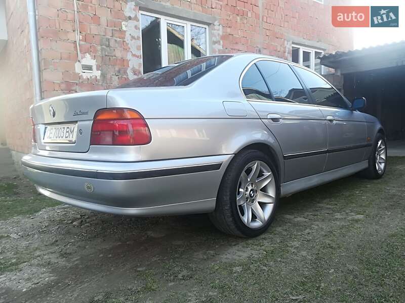 Седан BMW 5 Series 1996 в Чернівцях