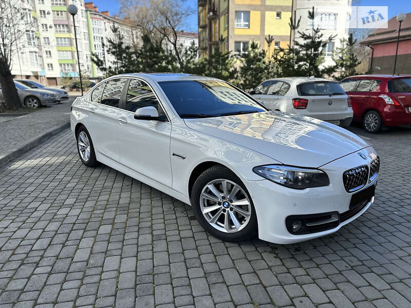 Седан BMW 5 Series 2016 в Ивано-Франковске
