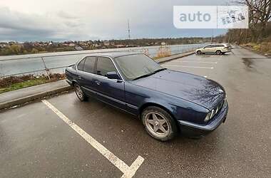 Седан BMW 5 Series 1991 в Кропивницькому