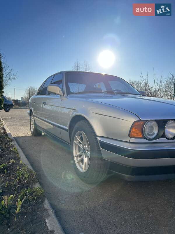 BMW 5 Series 1990