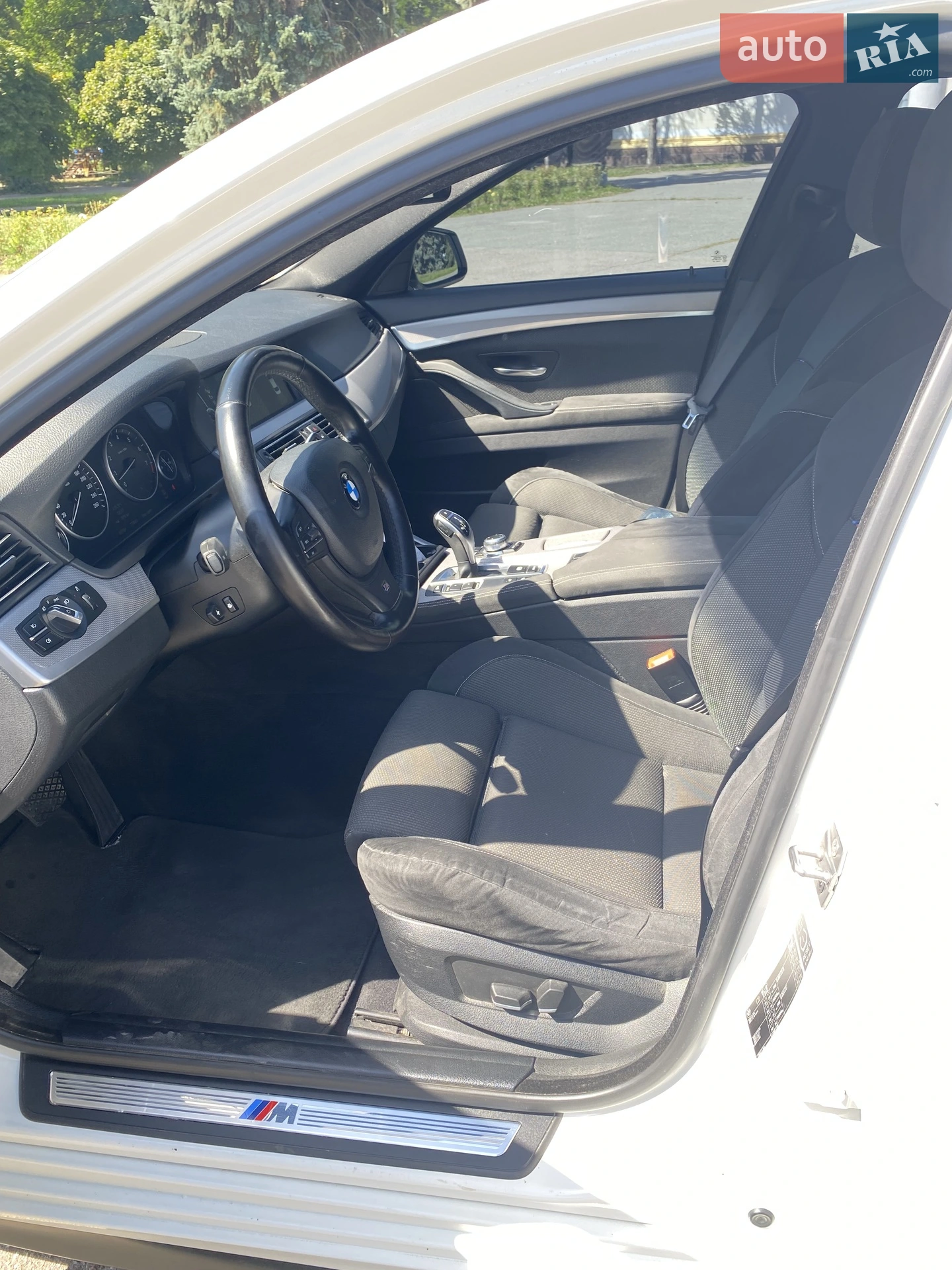 2011 BMW 5er - мініатюра 18