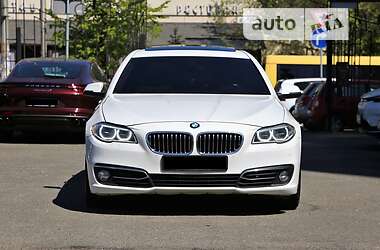 Седан BMW 5 Series 2015 в 