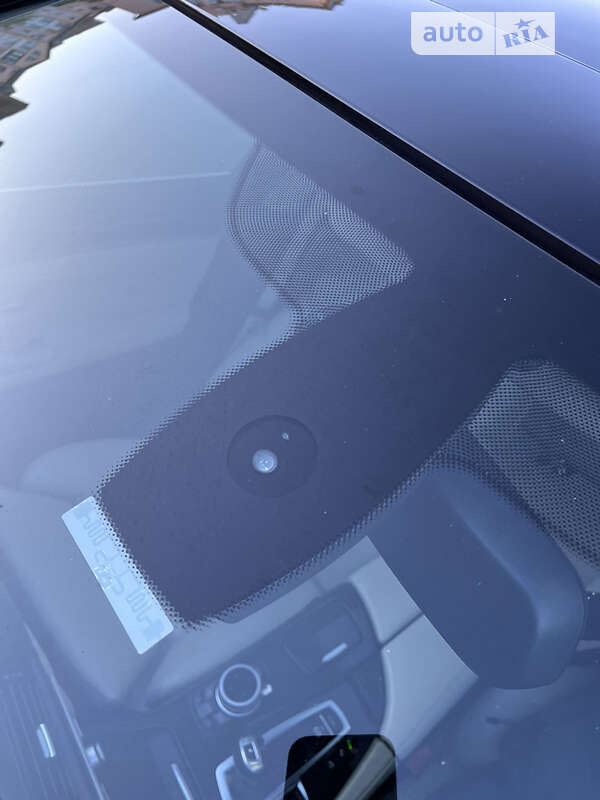 Седан BMW 5 Series 2011 в Луцьку