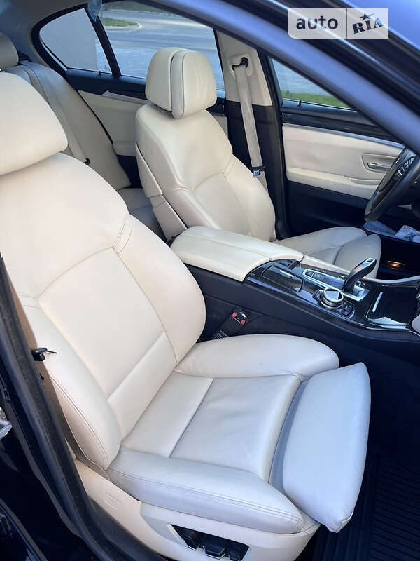 Седан BMW 5 Series 2011 в Луцьку