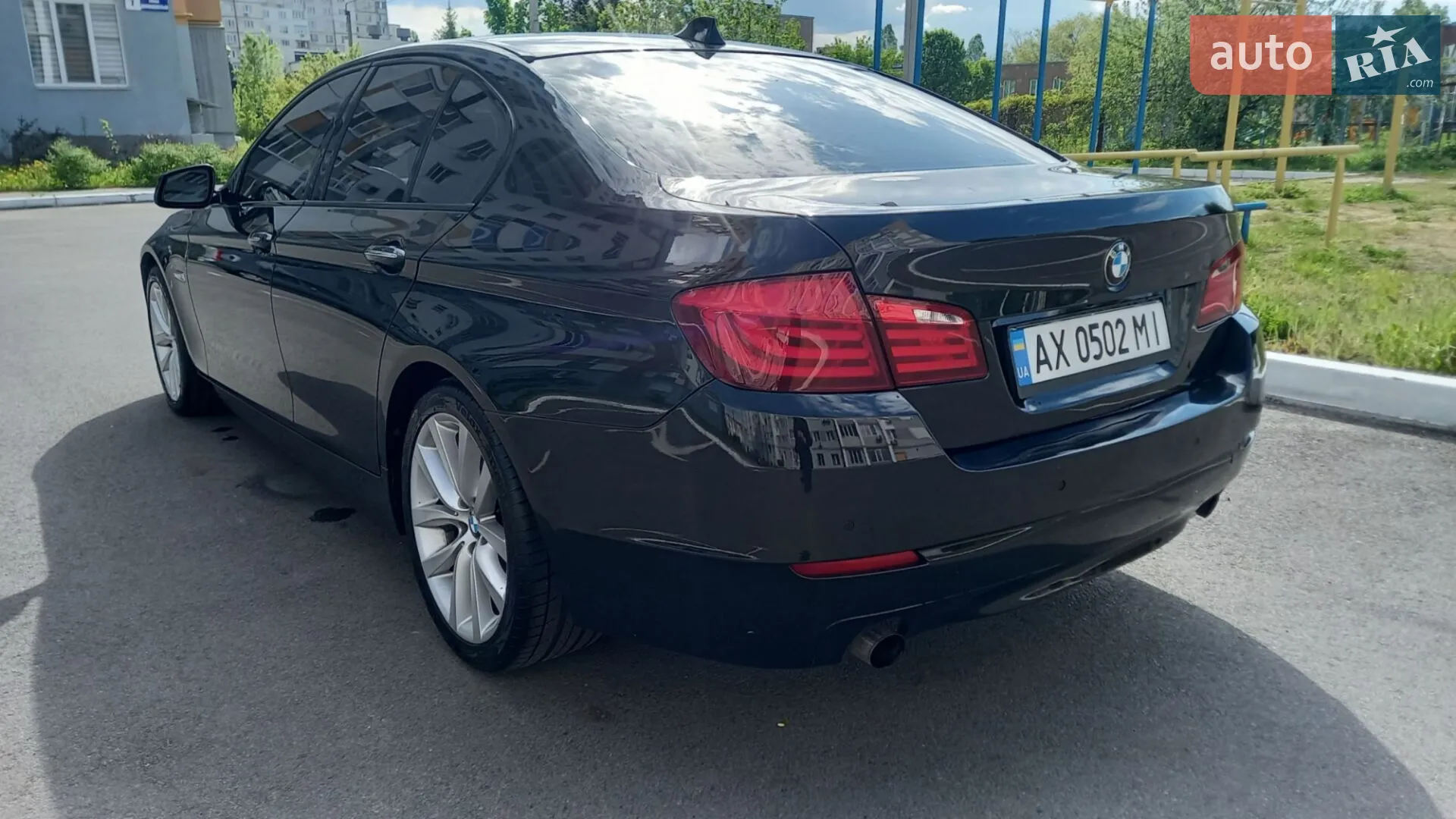 2012 BMW 5er - мініатюра 2