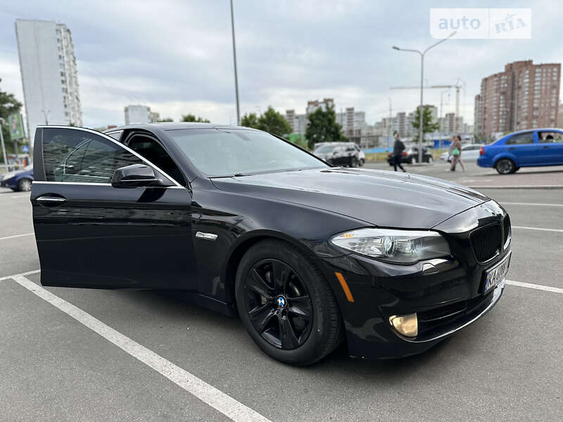 Седан BMW 5 Series 2010 в Киеве