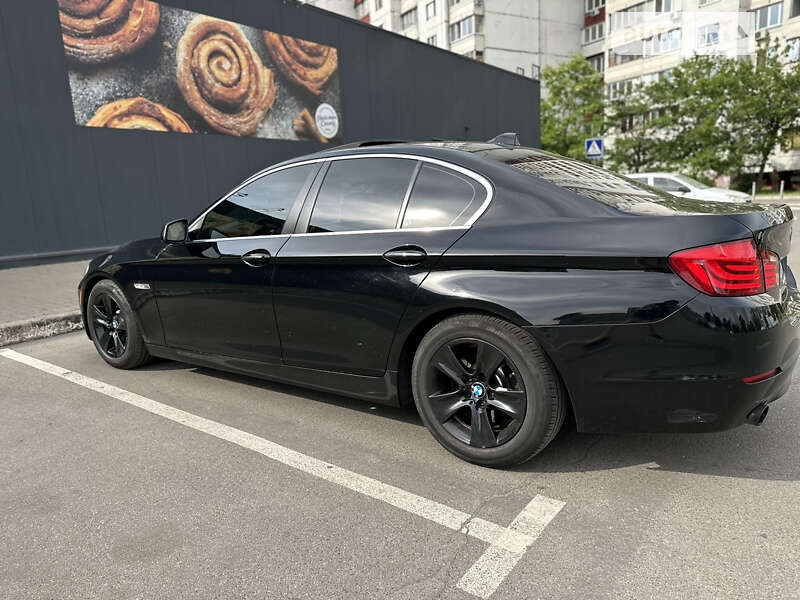Седан BMW 5 Series 2010 в Киеве