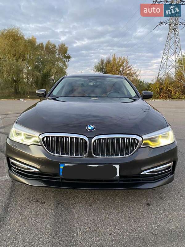 Седан BMW 5 Series 2017 в Киеве