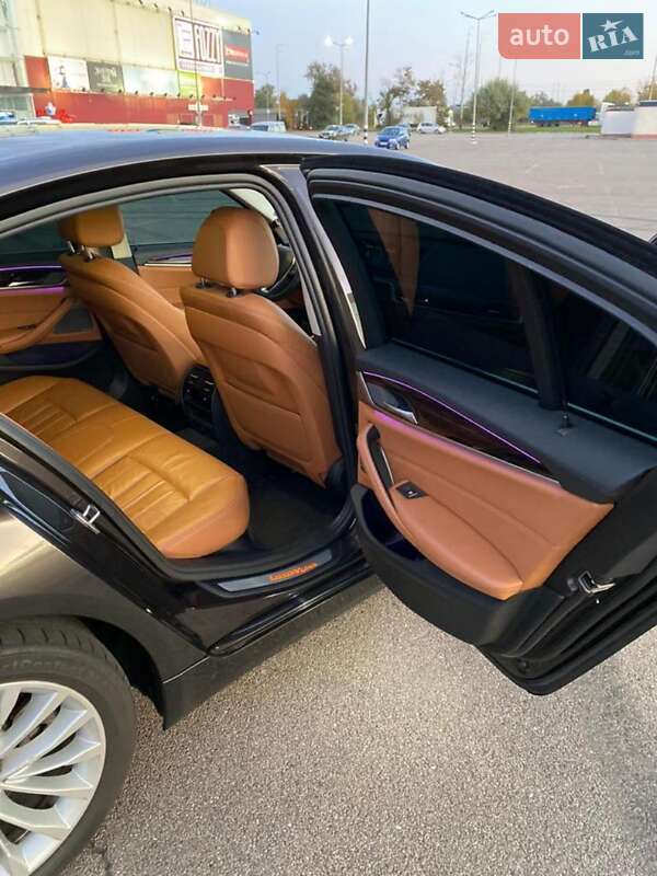 Седан BMW 5 Series 2017 в Киеве