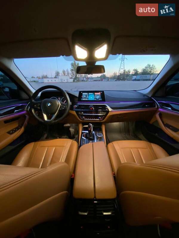 Седан BMW 5 Series 2017 в Киеве
