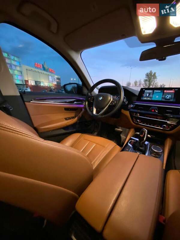 Седан BMW 5 Series 2017 в Киеве