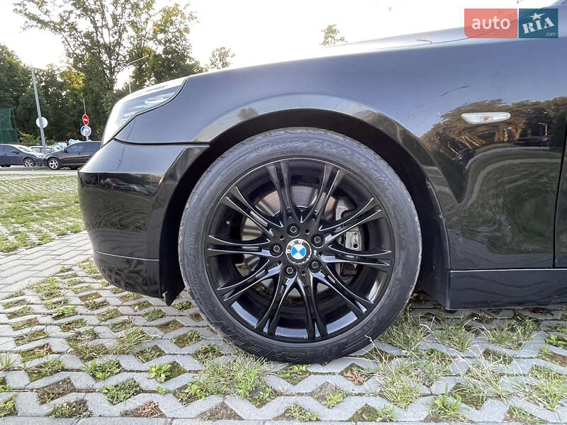Седан BMW 5 Series 2004 в Харькове